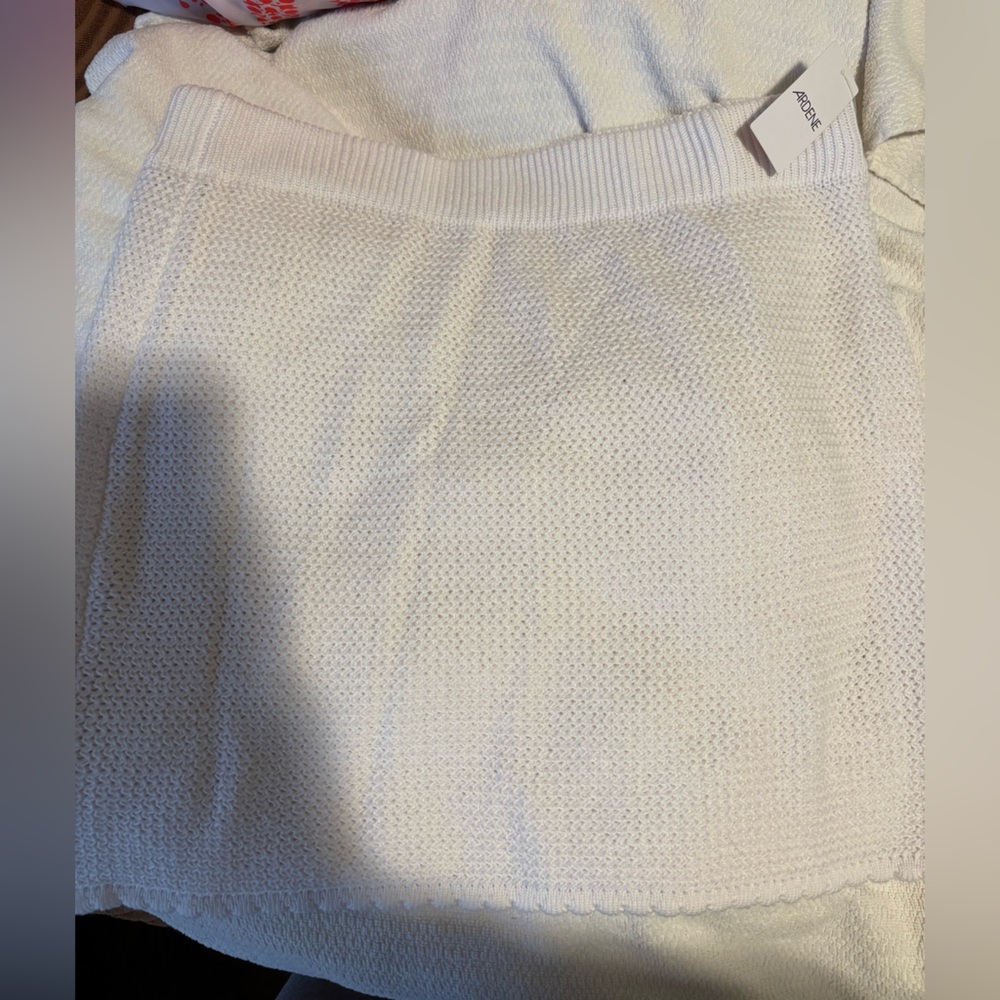 Ardene Classic White A-Line Skirt